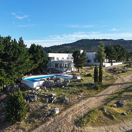 Elegance Hotel Tandil Bagian luar foto