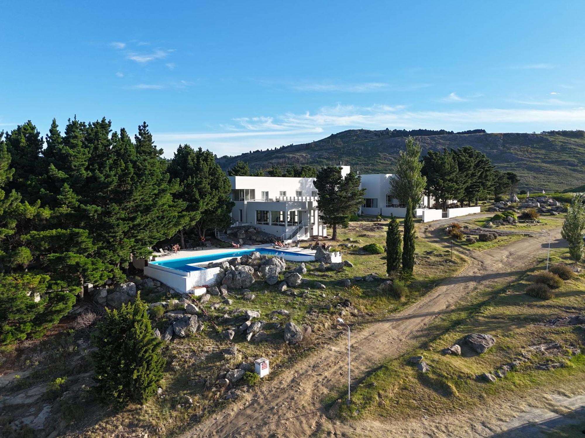 Elegance Hotel Tandil Bagian luar foto