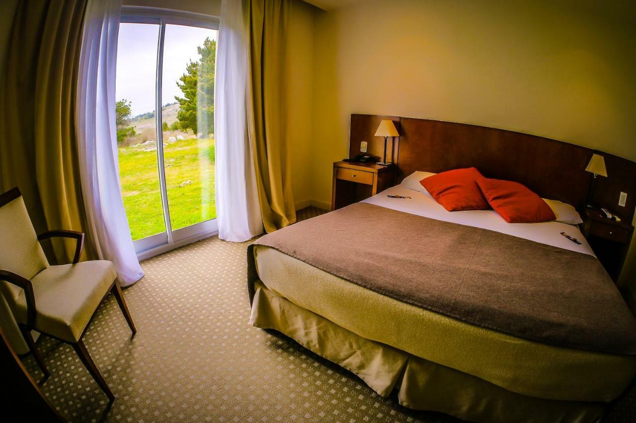 Elegance Hotel Tandil Bagian luar foto